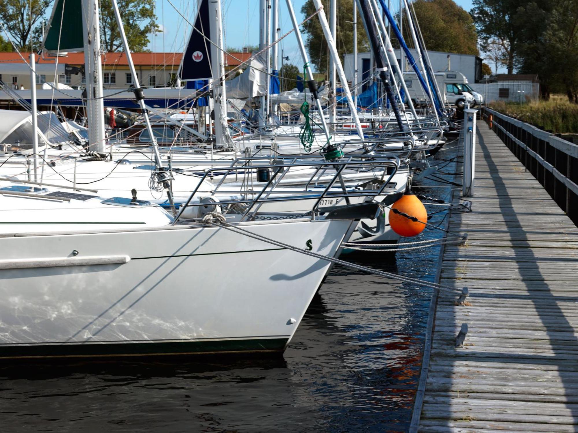 Апартаменты Residenz Am Yachthafen Windspiel Kirchdorf  Экстерьер фото